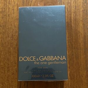 Dolce & Gabbana The One Gentleman Eau de Toilette - Black and Gold